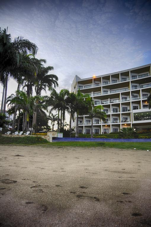 Hotel Makana Resort Tonsupa Esterno foto