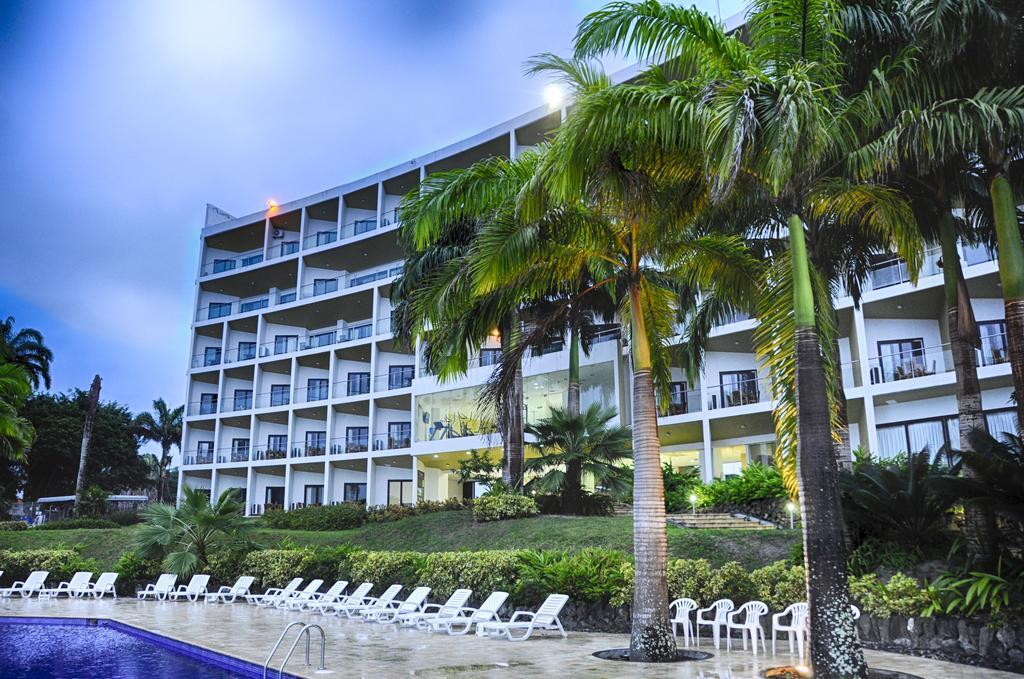 Hotel Makana Resort Tonsupa Esterno foto