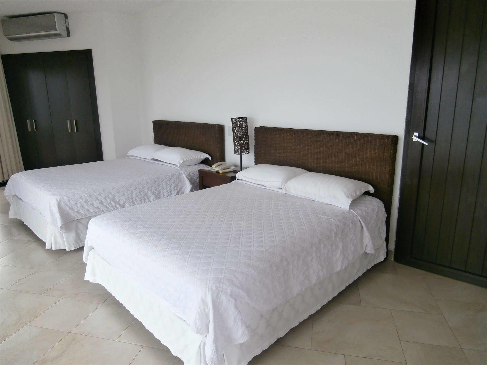 Hotel Makana Resort Tonsupa Esterno foto