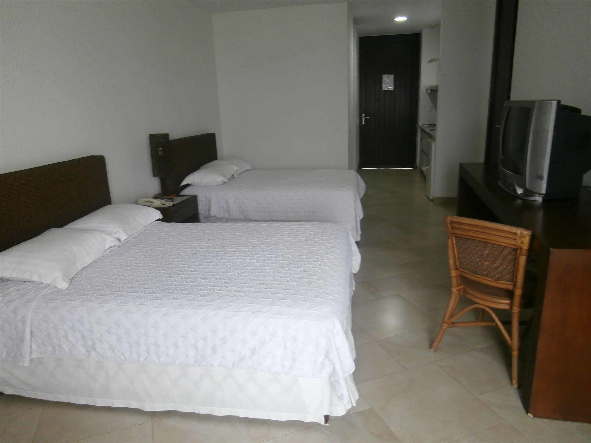 Hotel Makana Resort Tonsupa Esterno foto